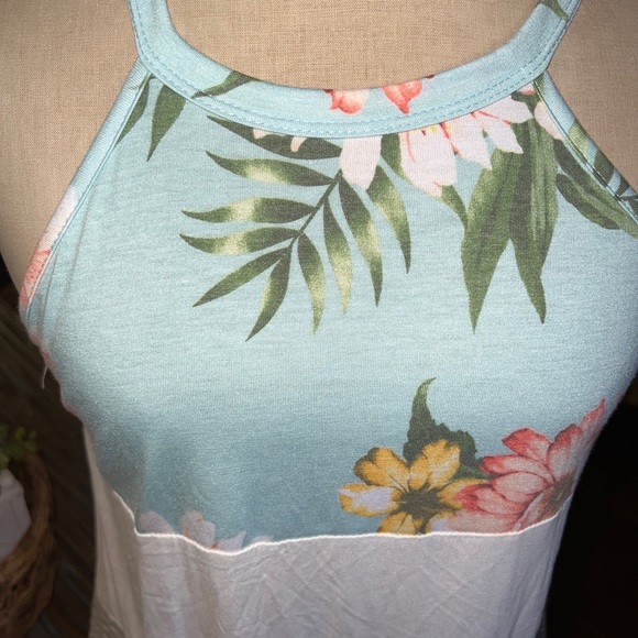 7th Ray Women's Sleeveless Floral Tank Top Size M Light Blue Ivory - Picture 7 of 10
